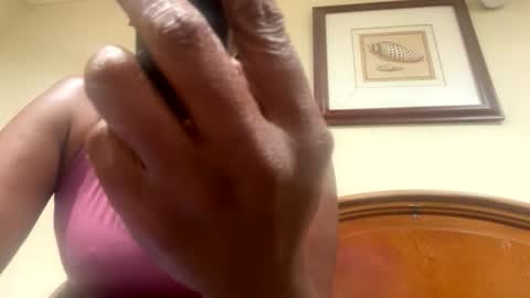 Snapshot of thecinnamonxperience chatting on March 27, 2026, 5:46 am the cinnamon xperience online show from March 27, 2026, 5:46 am