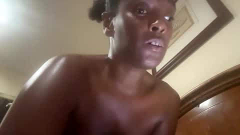 Snapshot of thecinnamonxperience chatting on March 29, 2026, 8:58 am the cinnamon xperience online show from March 29, 2026, 8:58 am