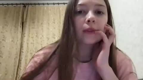 Crystal online show from April 1, 2026, 5:10 pm
