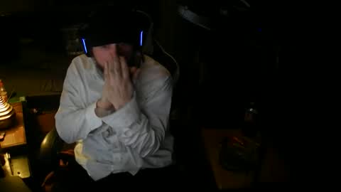 Snapshot of thedemonlord93 chatting on December 14, 2025, 11:20 pm thedemonlord93 online show from December 14, 2025, 11:20 pm