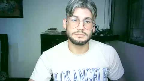 thedragonboyxxx online show from March 20, 2026, 2:27 am