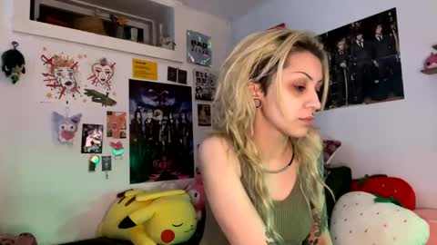 Snapshot of theeking_venus chatting on December 22, 2024, 3:00 am KIng Venus online show from December 22, 2024, 3:00 am