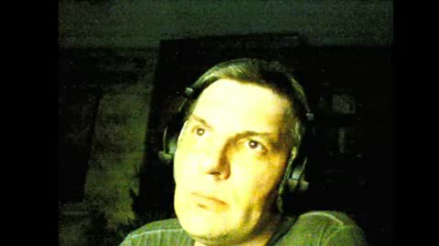 Snapshot of theemperoroftheuniverse chatting on August 4, 2026, 7:49 pm The Emperor of the Universe online show from August 4, 2026, 7:49 pm
