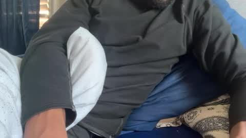 theeshooterr online show from January 25, 2025, 4:03 pm