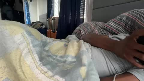 theeshooterr online show from October 15, 2025, 3:23 pm