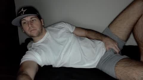 Snapshot of theetwohander chatting on December 20, 2024, 5:47 am Theetwohander online show from December 20, 2024, 5:47 am