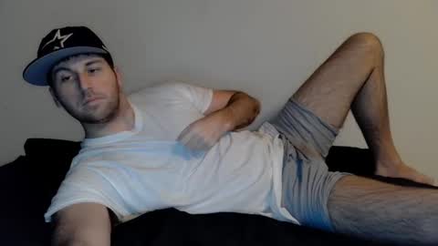 Snapshot of theetwohander chatting on December 25, 2024, 2:57 am Theetwohander online show from December 25, 2024, 2:57 am