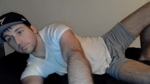 Snapshot of theetwohander chatting on December 27, 2024, 1:22 am Theetwohander online show from December 27, 2024, 1:22 am