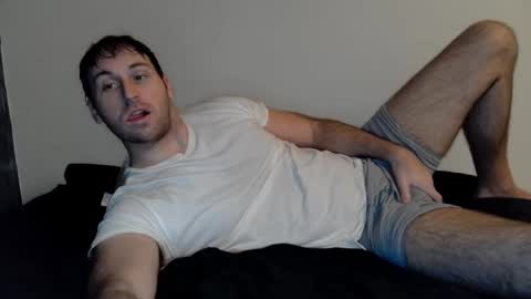 Snapshot of theetwohander chatting on December 28, 2024, 8:58 am Theetwohander online show from December 28, 2024, 8:58 am