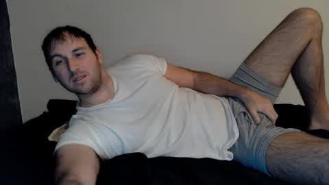 Snapshot of theetwohander chatting on December 29, 2024, 8:00 am Theetwohander online show from December 29, 2024, 8:00 am