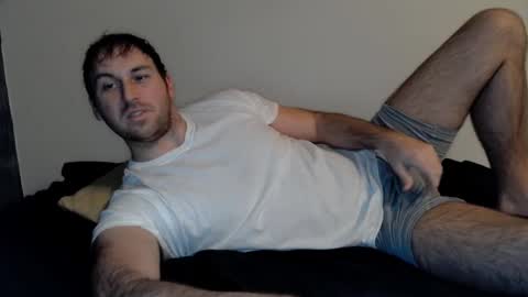 Snapshot of theetwohander chatting on December 31, 2024, 9:53 am Theetwohander online show from December 31, 2024, 9:53 am