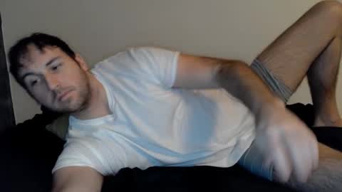 Snapshot of theetwohander chatting on December 31, 2024, 12:57 pm Theetwohander online show from December 31, 2024, 12:57 pm