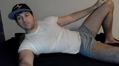 Snapshot of theetwohander chatting on January 3, 2025, 11:46 am Theetwohander online show from January 3, 2025, 11:46 am