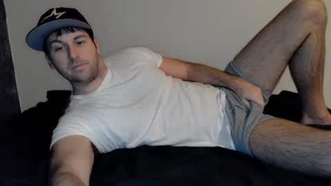 Snapshot of theetwohander chatting on January 4, 2025, 2:03 am Theetwohander online show from January 4, 2025, 2:03 am