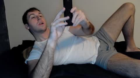 Snapshot of theetwohander chatting on January 5, 2025, 10:21 am Theetwohander online show from January 5, 2025, 10:21 am