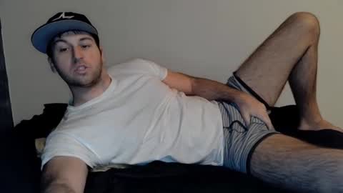Snapshot of theetwohander chatting on January 13, 2025, 7:11 am Theetwohander online show from January 13, 2025, 7:11 am