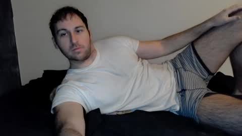 Snapshot of theetwohander chatting on January 20, 2025, 9:03 am Theetwohander online show from January 20, 2025, 9:03 am