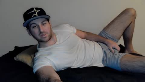 Snapshot of theetwohander chatting on February 2, 2025, 11:53 pm Theetwohander online show from February 2, 2025, 11:53 pm
