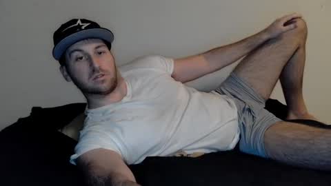 Snapshot of theetwohander chatting on February 4, 2025, 1:23 am Theetwohander online show from February 4, 2025, 1:23 am