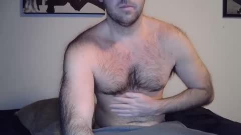 Snapshot of theetwohander chatting on February 21, 2025, 12:38 am Theetwohander online show from February 21, 2025, 12:38 am