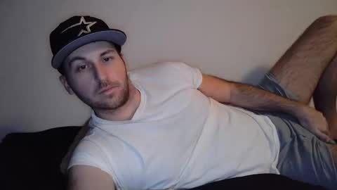 Snapshot of theetwohander chatting on February 23, 2025, 5:23 am Theetwohander online show from February 23, 2025, 5:23 am