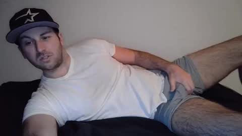Snapshot of theetwohander chatting on March 1, 2025, 3:43 am Theetwohander online show from March 1, 2025, 3:43 am