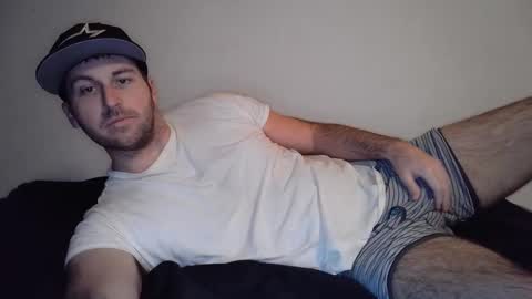 Snapshot of theetwohander chatting on March 3, 2025, 3:52 am Theetwohander online show from March 3, 2025, 3:52 am