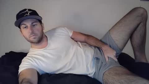 Theetwohander online show from December 1, 2025, 1:10 am