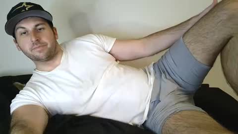 Theetwohander online show from May 7, 2026, 12:27 am
