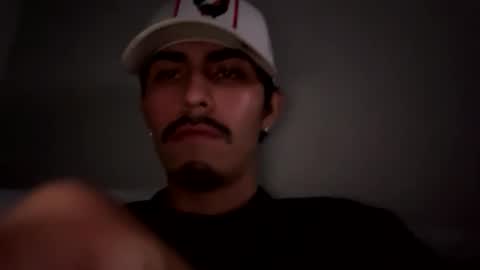 theglorious2002 online show from November 29, 2025, 2:20 pm