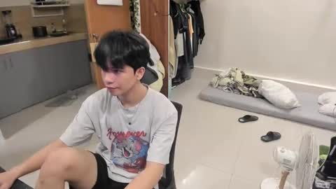 Green online show from October 9, 2025, 1:42 pm