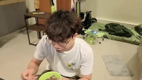 Green online show from March 24, 2026, 10:20 am