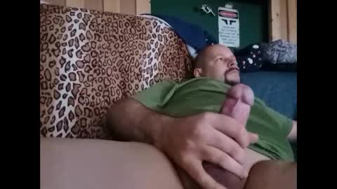 thehornyman916 online show from November 28, 2025, 2:42 pm