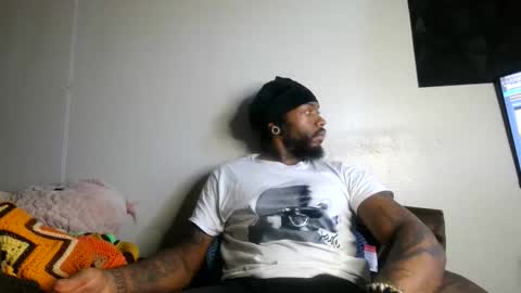 Snapshot of theinceptioncouple444 chatting on March 15, 2026, 9:21 pm IXMCOUPLE444 online show from March 15, 2026, 9:21 pm