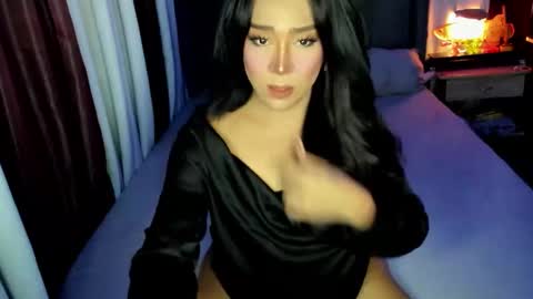 Saraya Meowk online show from February 8, 2026, 6:06 am