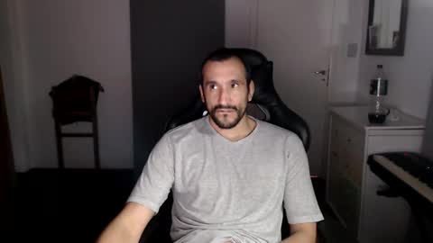 KINGOFPAINS online show from September 12, 2025, 2:55 am