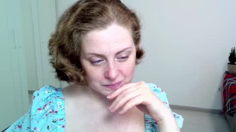 Ella online show from January 5, 2025, 11:04 am