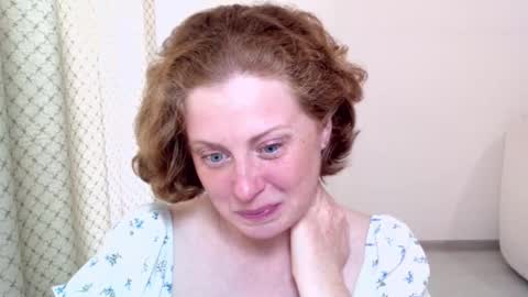 Snapshot of theladysblush chatting on September 26, 2025, 8:29 am Ella online show from September 26, 2025, 8:29 am