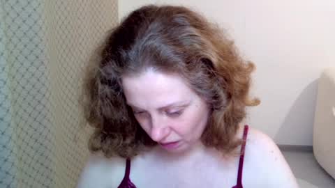 Ella online show from April 9, 2026, 8:14 pm