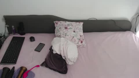 Alice   -   online show from January 28, 2025, 3:35 pm