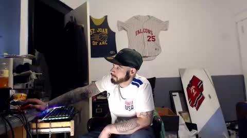 sledge online show from February 15, 2025, 6:01 pm