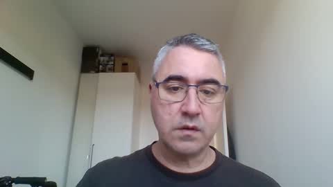 Snapshot of themohican chatting on April 5, 2026, 9:06 am Themohican online show from April 5, 2026, 9:06 am