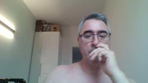 Snapshot of themohican chatting on April 27, 2026, 5:00 pm Themohican online show from April 27, 2026, 5:00 pm