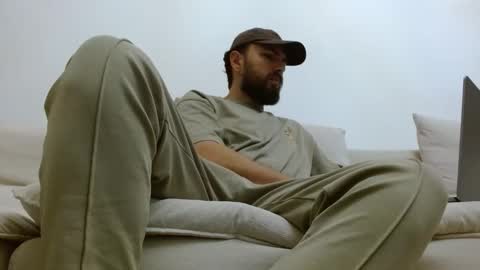 Snapshot of themonarchgoat chatting on March 16, 2026, 1:22 am TheMonarchGoat online show from March 16, 2026, 1:22 am