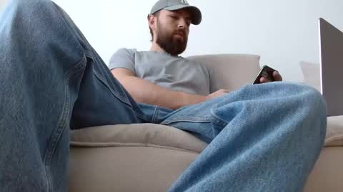 Snapshot of themonarchgoat chatting on March 26, 2026, 9:26 am TheMonarchGoat online show from March 26, 2026, 9:26 am