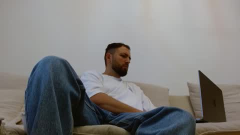 Snapshot of themonarchgoat chatting on March 27, 2026, 3:12 pm TheMonarchGoat online show from March 27, 2026, 3:12 pm