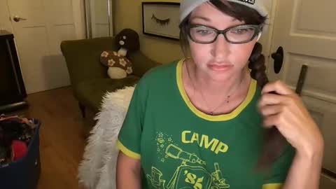 Cach Nelson online show from November 30, 2025, 9:02 am