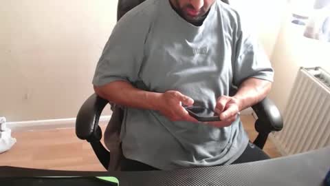 Snapshot of themusclefactory chatting on October 5, 2025, 2:15 pm TheMuscleFactory online show from October 5, 2025, 2:15 pm