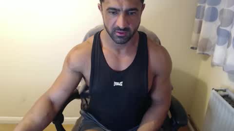 Snapshot of themusclefactory chatting on October 14, 2025, 7:03 pm TheMuscleFactory online show from October 14, 2025, 7:03 pm