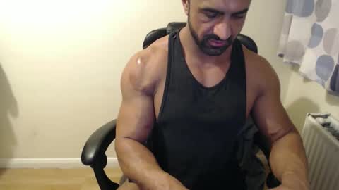 Snapshot of themusclefactory chatting on October 16, 2025, 7:04 pm TheMuscleFactory online show from October 16, 2025, 7:04 pm